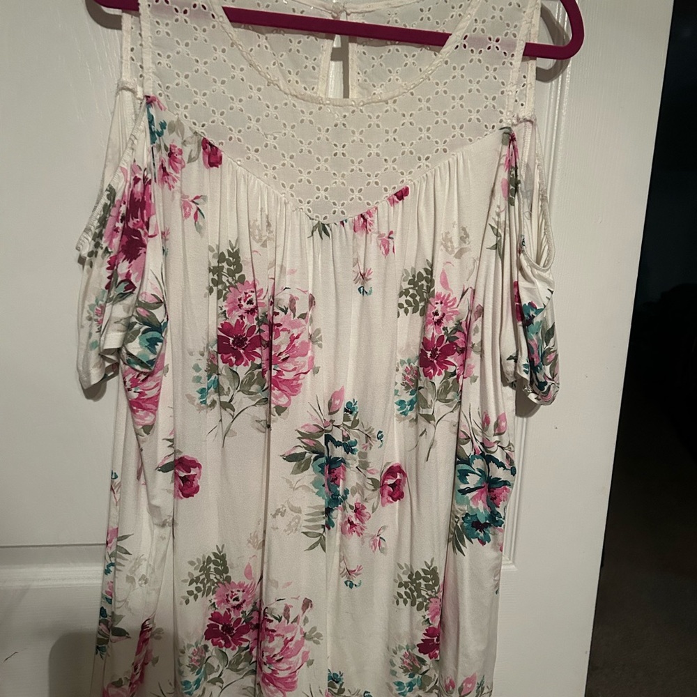 Torrid cold shoulder Blouse